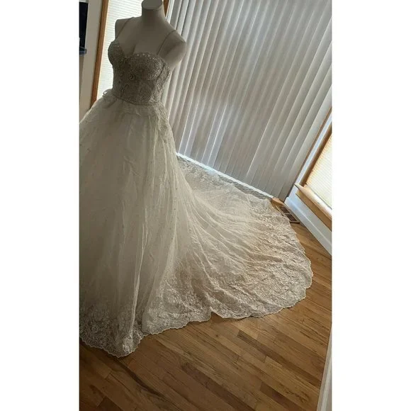 Alon Livne Anastasia Wedding Dress Ivory Women's Size 10 $9,900